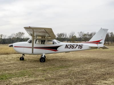 N35715 — Cessna 172I